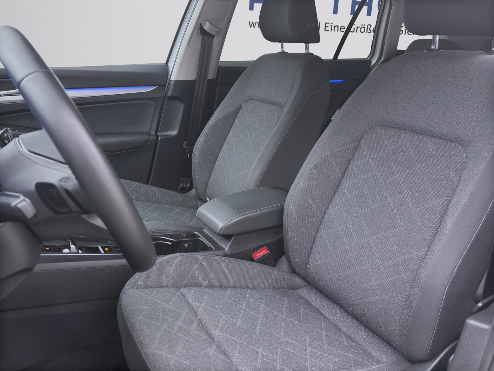 Volkswagen Golf Variant 2.0 TDI DSG LIFE PDC LED NAVI KAMERA