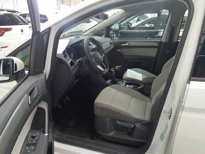 Volkswagen Touran 1.5 TSI COMFORTLINE NAVI KLIMA PDC 7SITZE