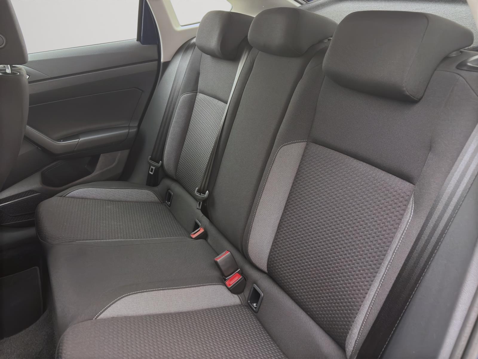 Bild 13: Volkswagen Taigo 1.0 TSI PDC LED SITZHZG KLIMA