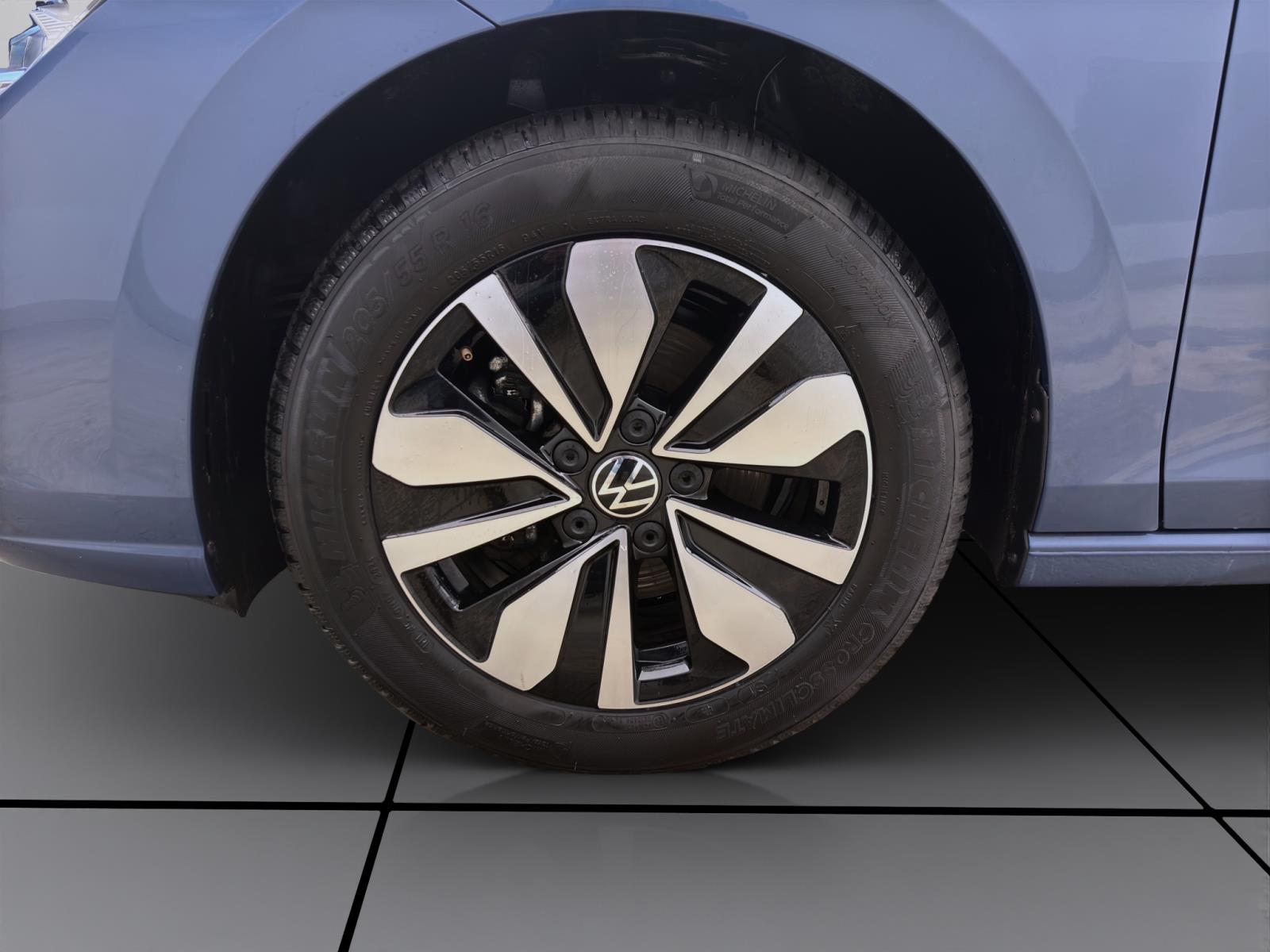 Volkswagen Golf 1.5 TSI GOAL NAVI AHK SITZHZG PDC