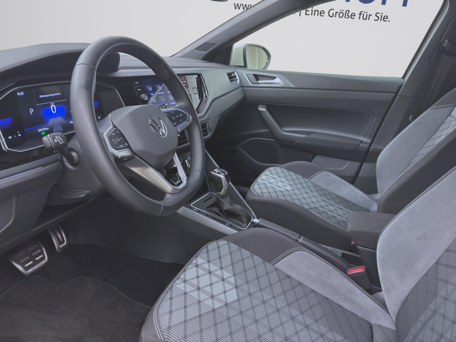 Volkswagen Taigo 1.5 TSI DSG R-LINE MATRIX NAVI ACC LM17
