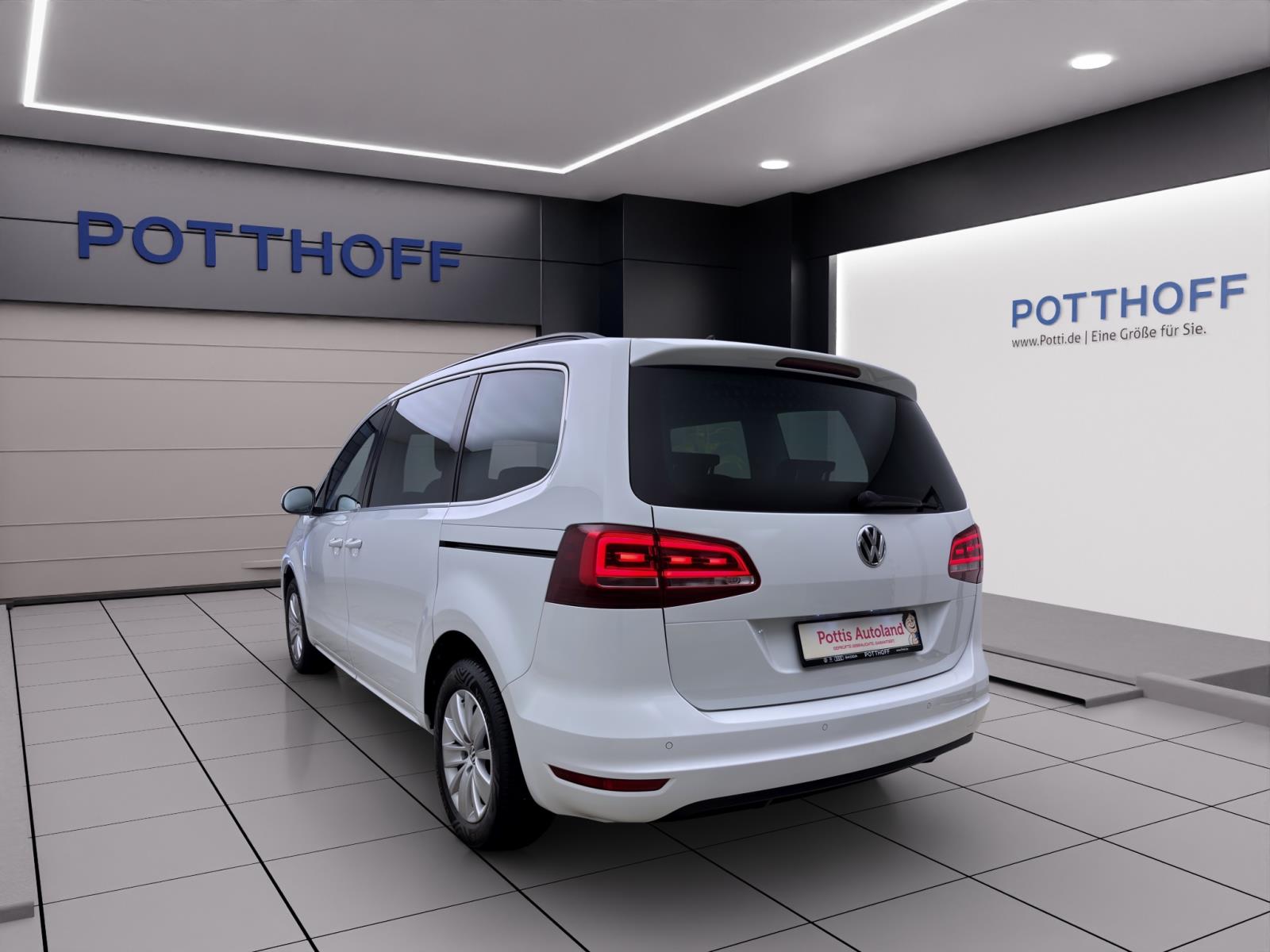 Volkswagen Sharan 2.0 TDI COMFORTLINE NAVI AHK SITZHZG PDC