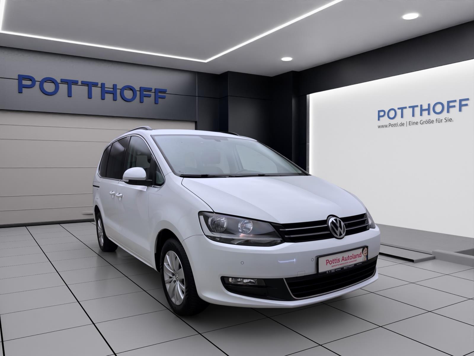 Volkswagen Sharan 2.0 TDI COMFORTLINE NAVI AHK SITZHZG PDC
