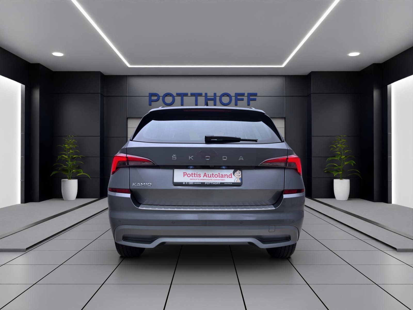 Skoda Kamiq 1.0 TSI TOUR KAMERA PDC SITZHZG