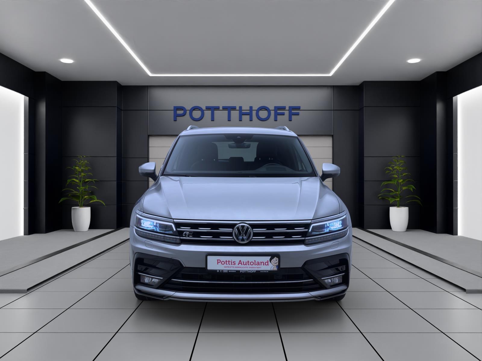 Volkswagen Tiguan 2.0 TDI DSG 4M R-LINE NAVI ACC KAMERA HUD