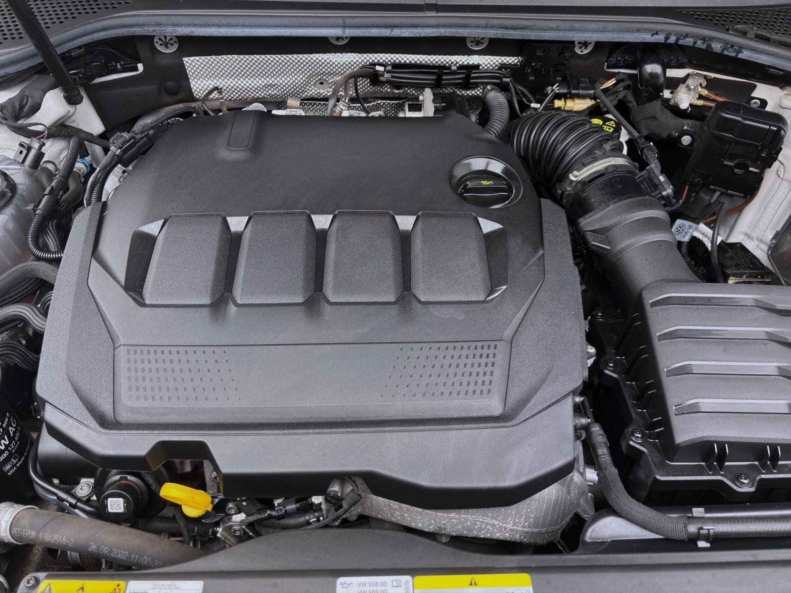 Bild 16: Volkswagen Passat Variant 2.0 TDI DSG BUSINESS STANDHZG AHK NAVI