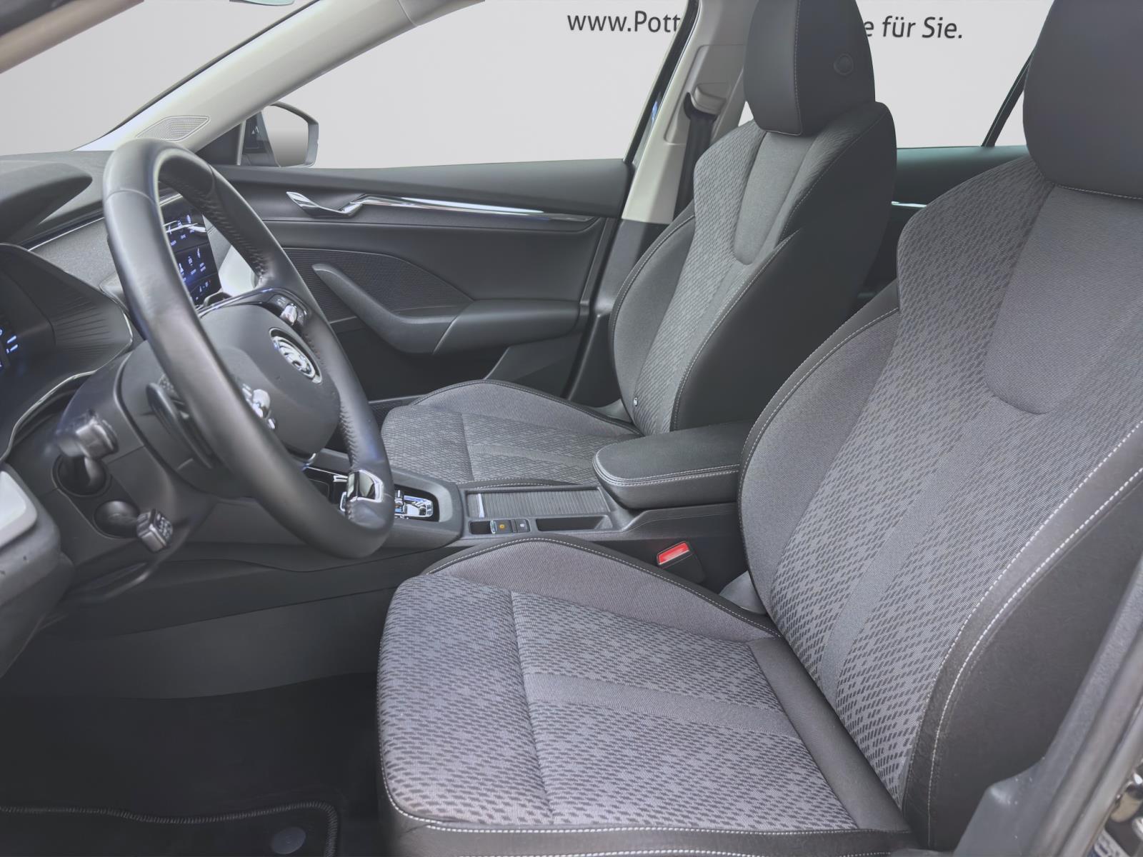 Skoda Octavia Combi iV 1.4 TSI DSG STYLE NAVI ACC MATRIX AHK