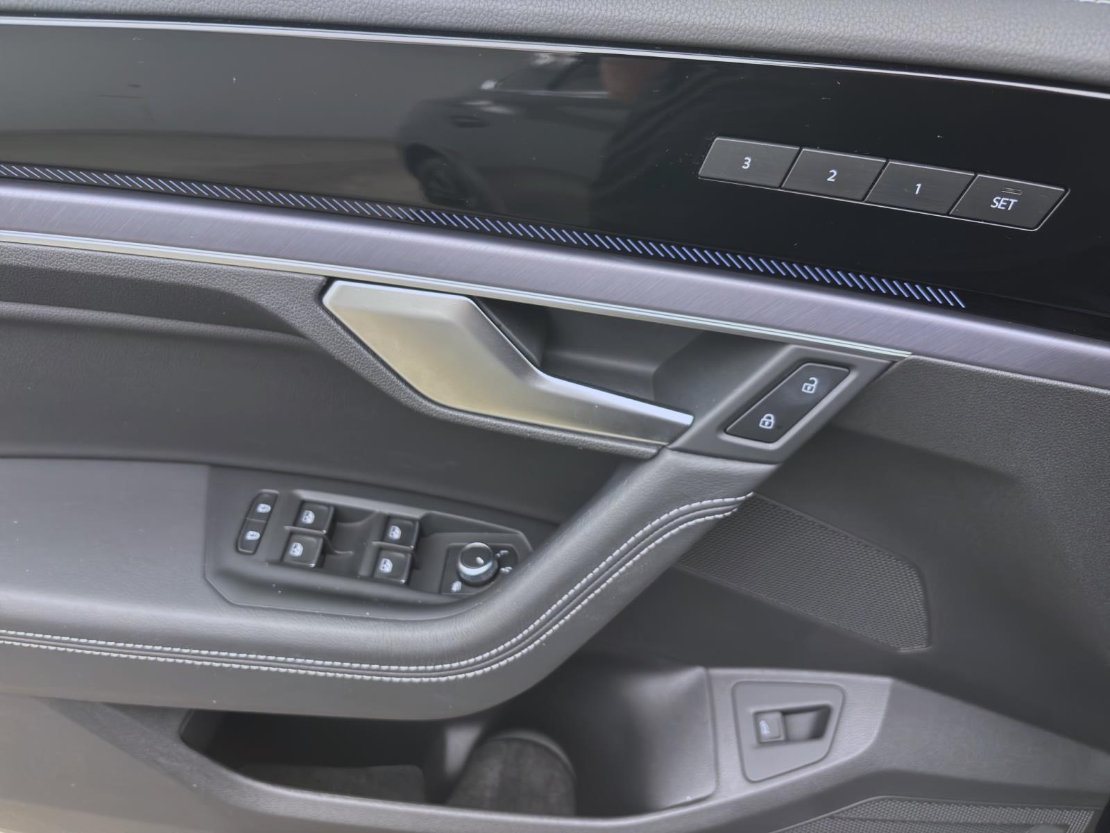 Bild 9: Volkswagen Touareg 3.0 TDI DSG 4M R-LINE STDHZG AHK LUFT KAMERA