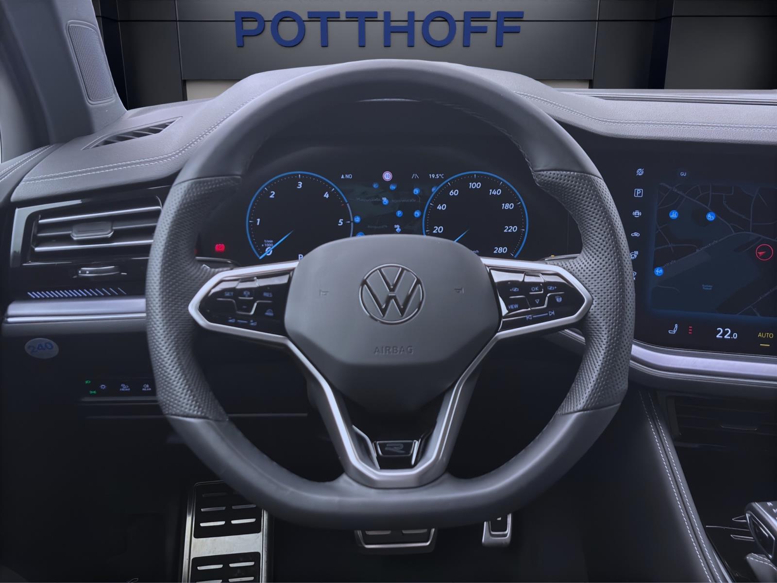 Bild 10: Volkswagen Touareg 3.0 TDI DSG 4M R-LINE STDHZG AHK LUFT KAMERA