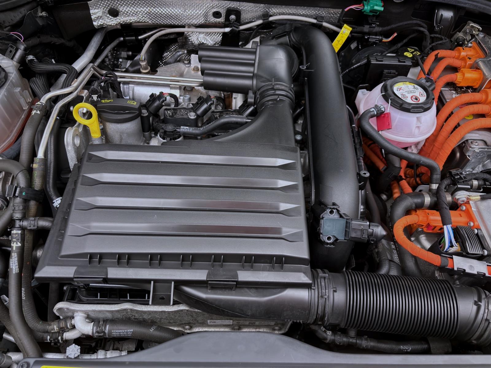 Volkswagen Golf 1.4 eHybrid STYLE NAVI LED+ SITZHZG ACC