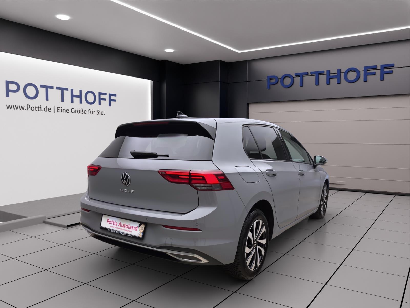 Volkswagen Golf 1.5 TSI ACTIVE NAVI ACC SITZHZG PDC