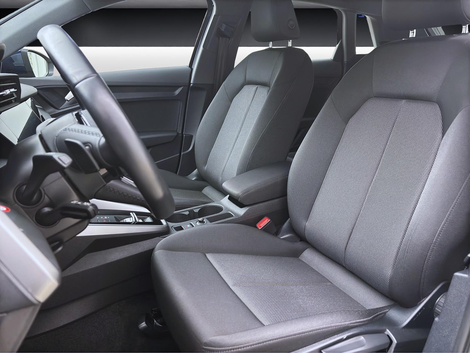 Audi A3 Sportback 40 TFSIe NAVI PDC KAMERA KLIMA