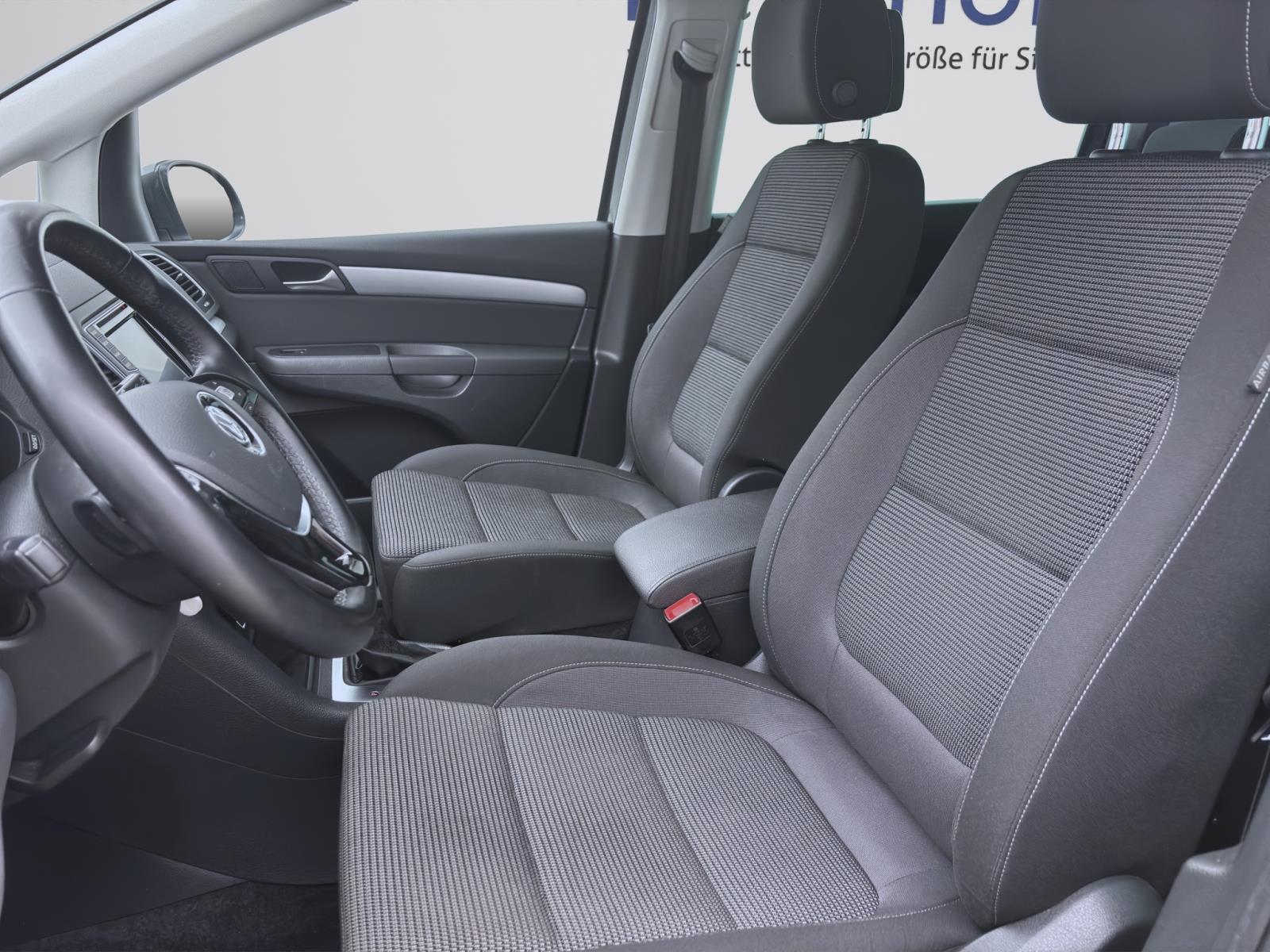 Volkswagen Sharan 1.4 TSI DSG COMFORTLINE NAVI KLIMA PDC 7SITZE