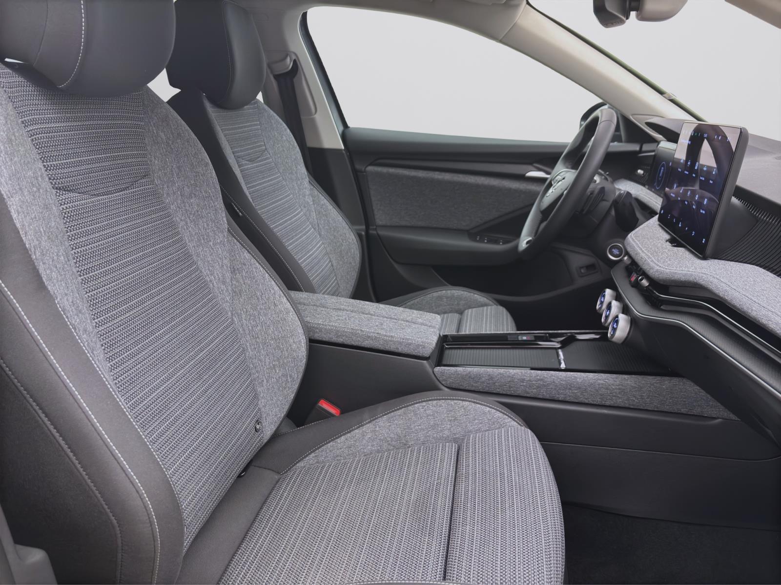Skoda Superb Combi 1.5 TSI DSG SELECTION NAVI ACC SITZHZG PDC