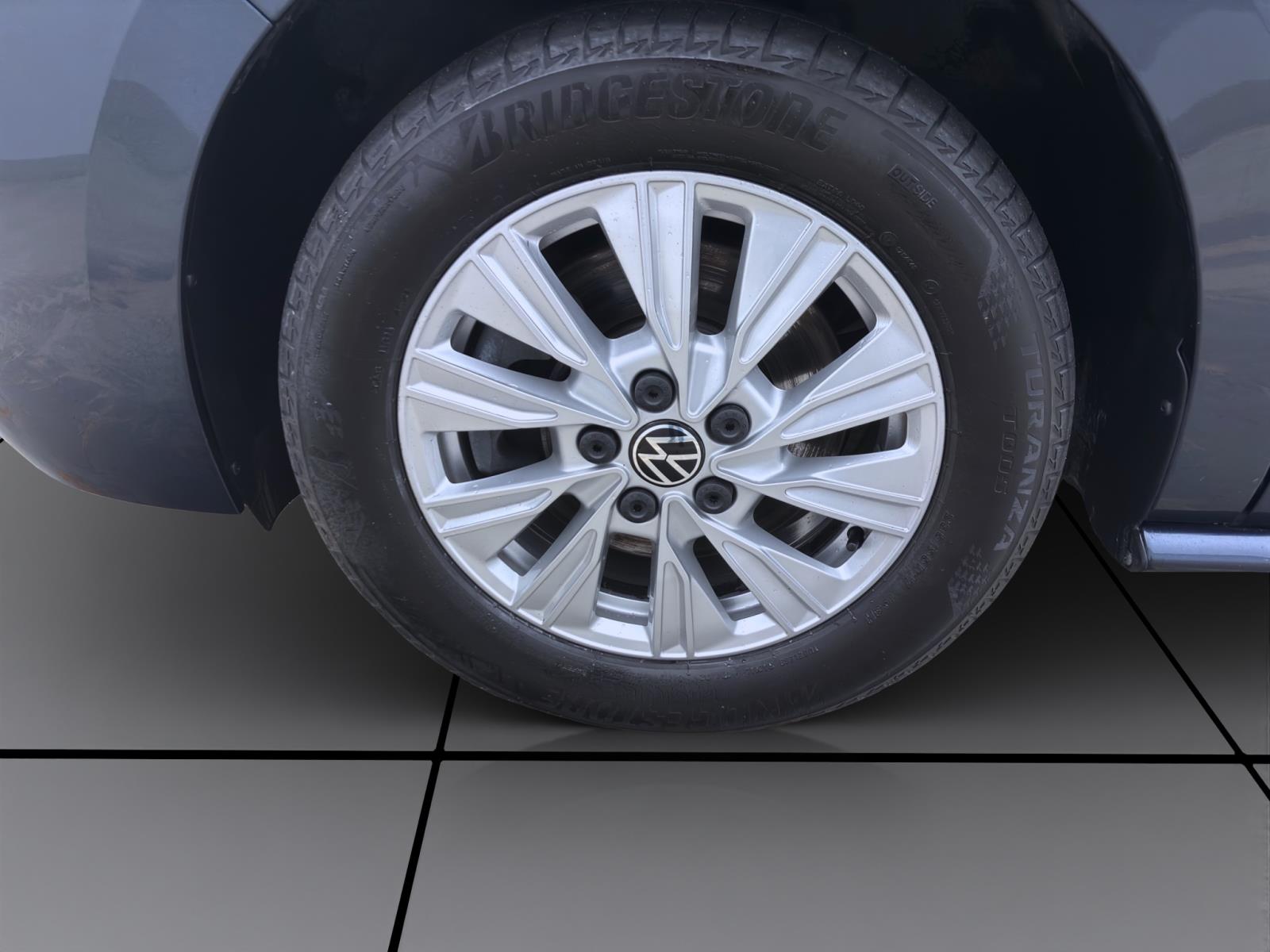 Volkswagen T7 Multivan 1.4 eHybrid DSG PANO AHK NAVI IQ.LIGHT
