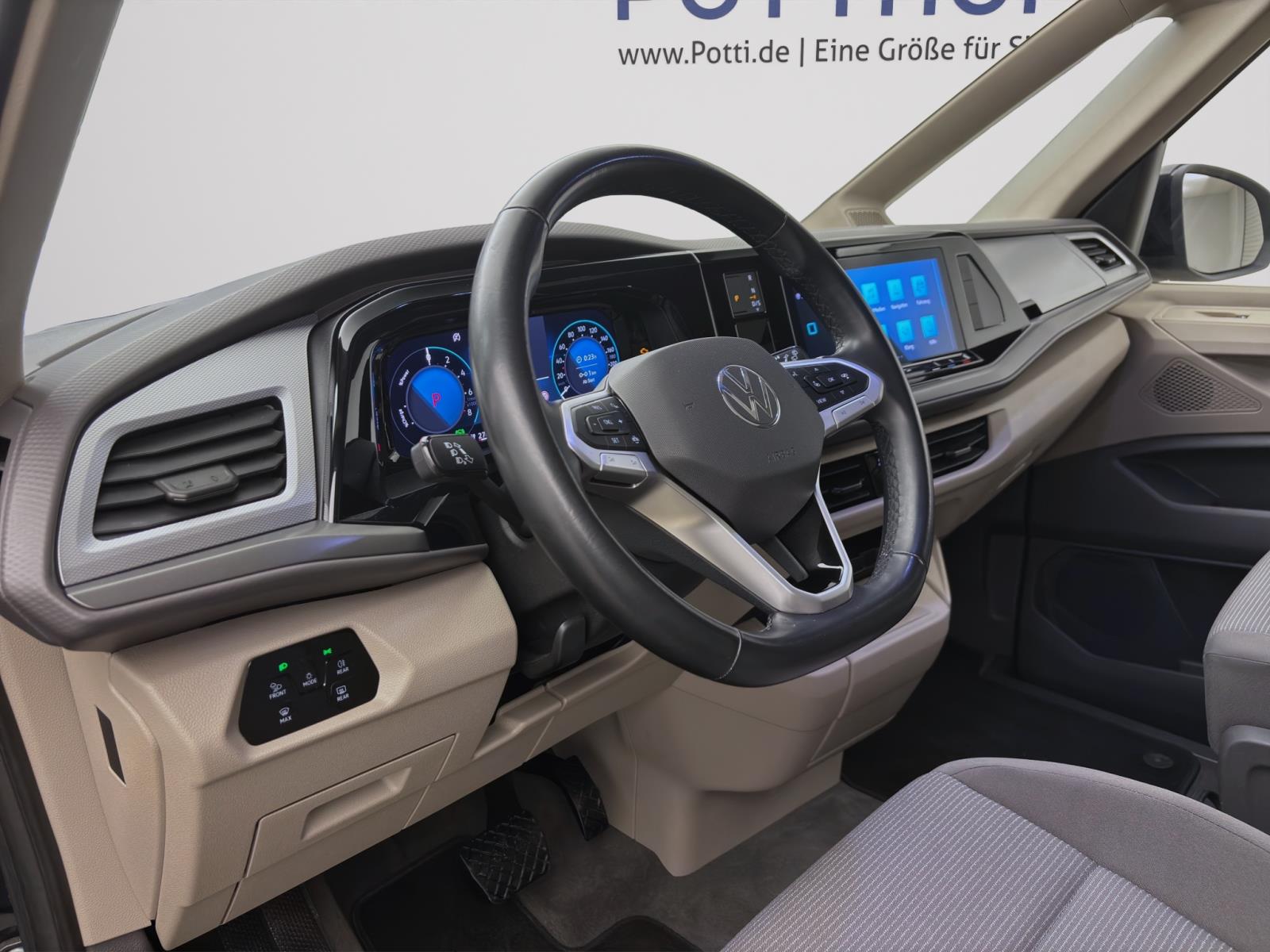 Volkswagen T7 Multivan 1.4 eHybrid DSG PANO AHK NAVI IQ.LIGHT