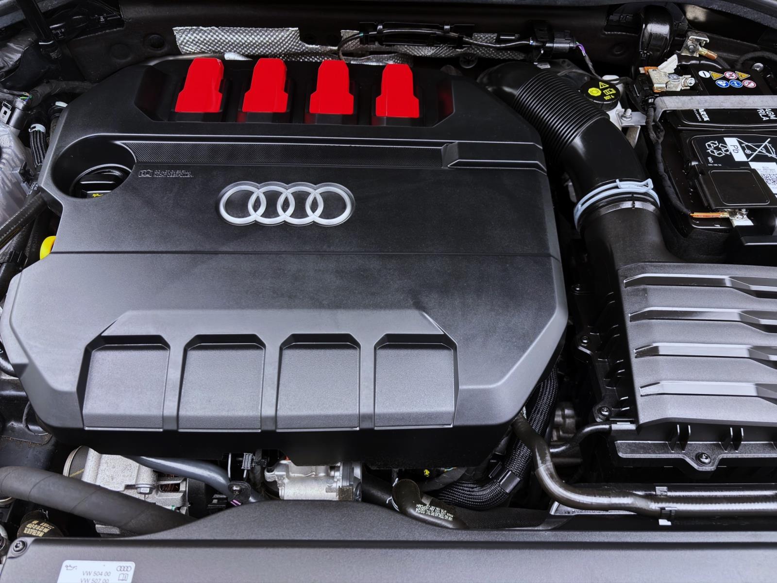 Audi S3 Sportback Q MATRIX NAVI+ KAMERA HUD