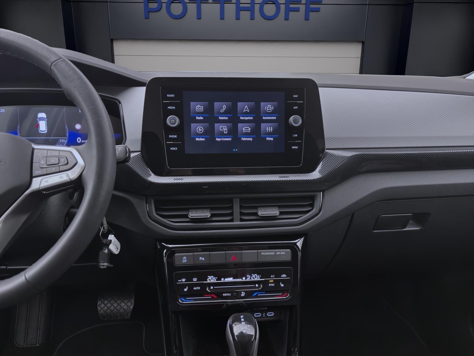 Volkswagen T-Cross 1.0 TSI DSG LIFE KLIMA PDC SITZHZG