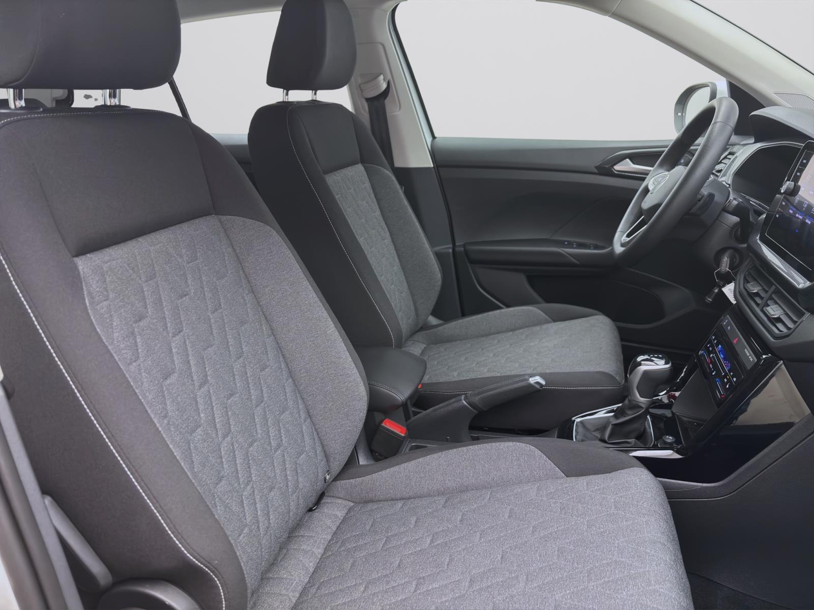 Volkswagen T-Cross 1.0 TSI DSG LIFE KLIMA PDC SITZHZG