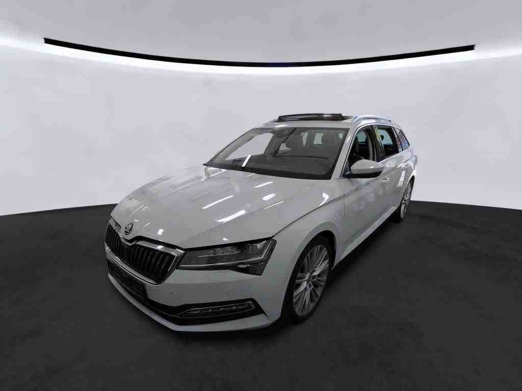Skoda Superb Combi 2.0 TDI DSG 4x4 STYLE PANO MATRIX STDHZG