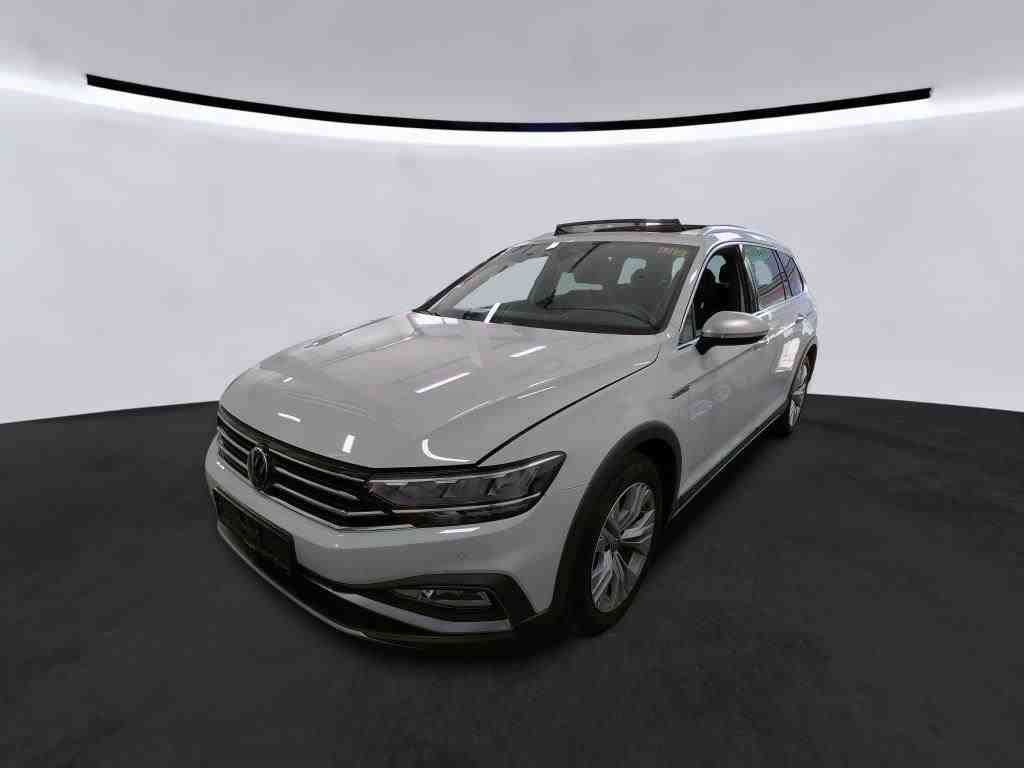Volkswagen Passat Alltrack 2.0 TDI DSG 4M PANO AHK NAVI KAMERA