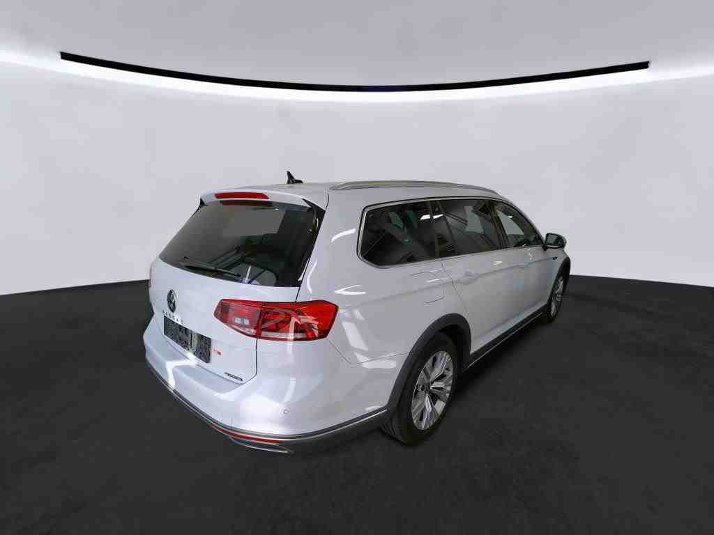 Volkswagen Passat Alltrack 2.0 TDI DSG 4M PANO AHK NAVI KAMERA