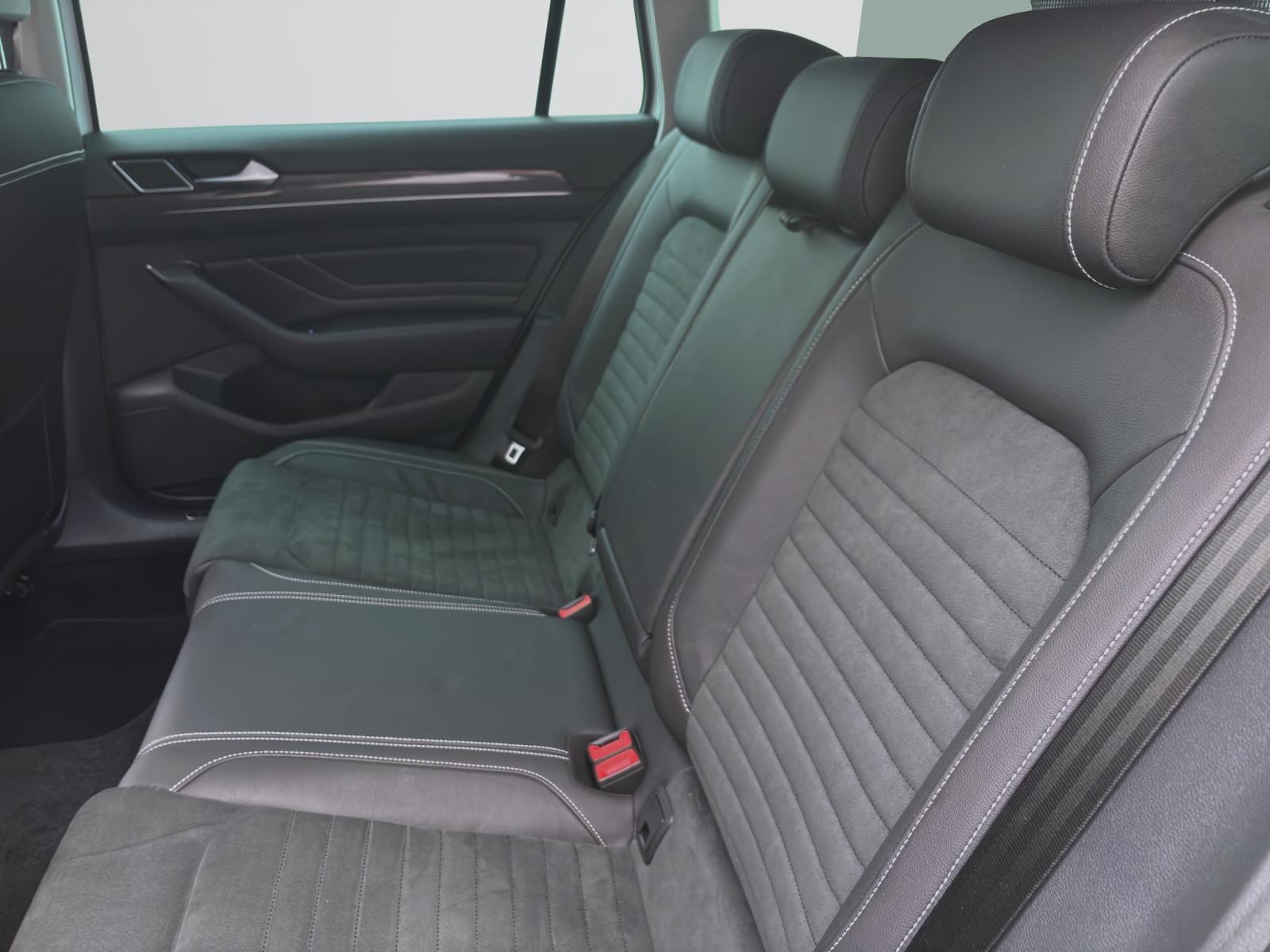 Bild 13: Volkswagen Passat Variant 2.0 TDI DSG ELEGANCE AHK KAMERA NAVI