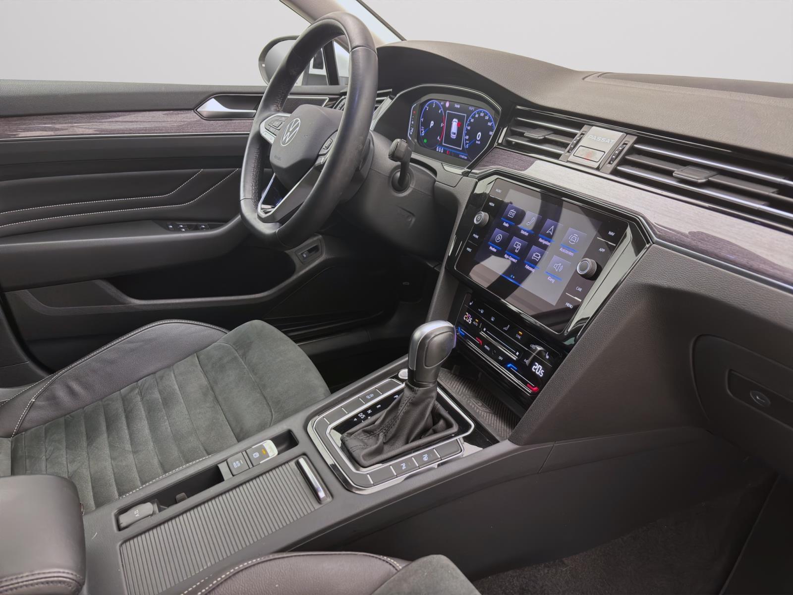Bild 15: Volkswagen Passat Variant 2.0 TDI DSG ELEGANCE AHK KAMERA NAVI