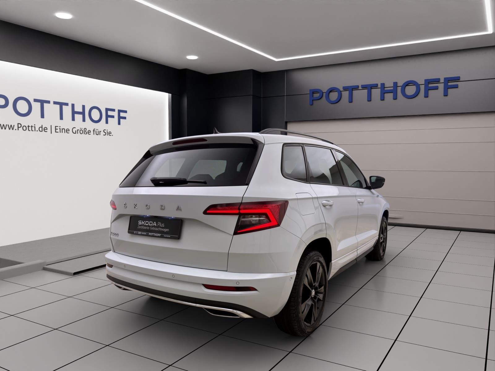 Skoda Karoq 1.5 TSI DSG SPORTLINE PANO NAVI KAMERA SITZHZG