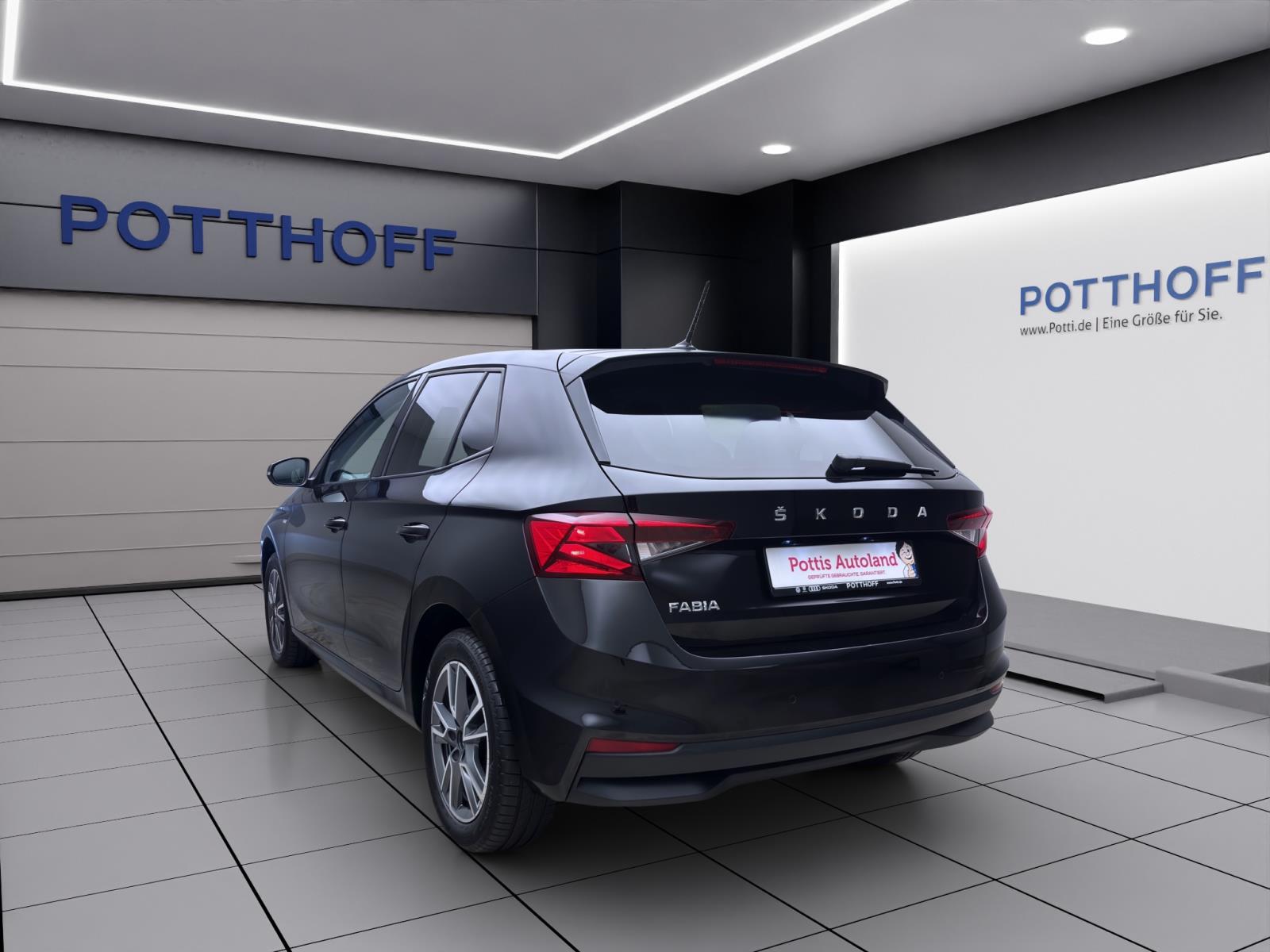 Skoda Fabia 1.0 TSI TOUR LED SITZHZG ACC PDC