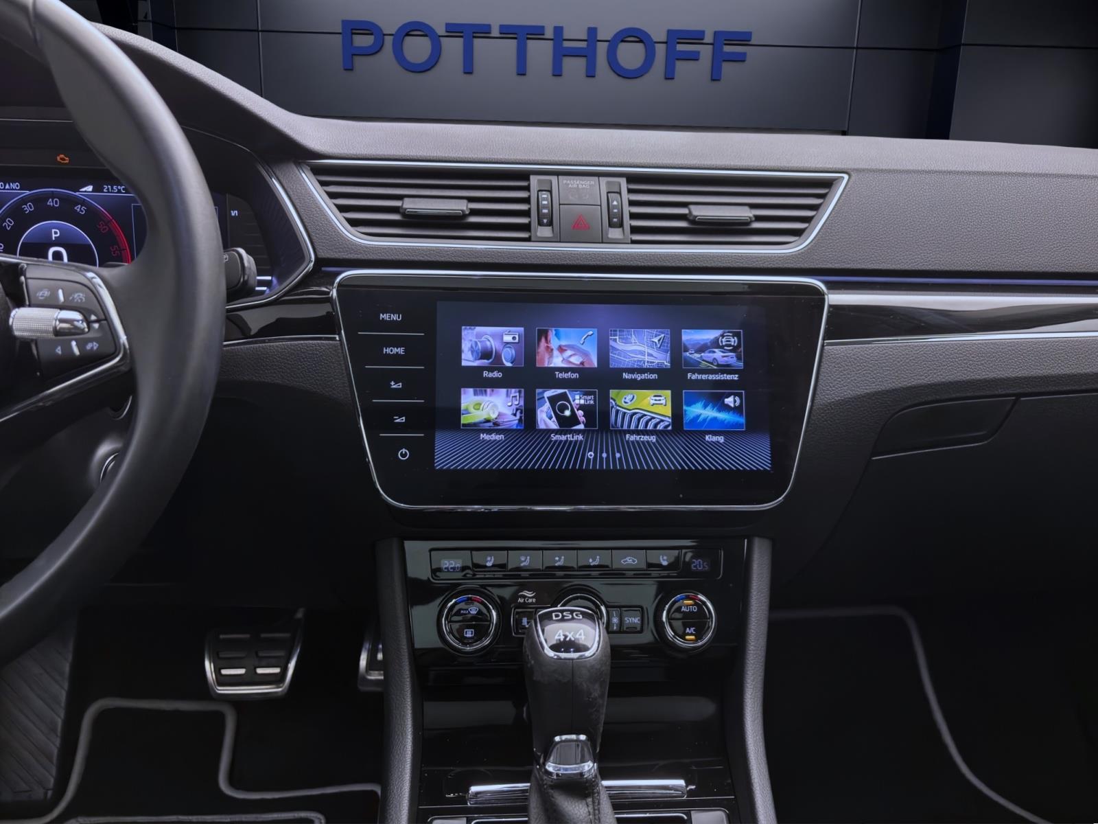Skoda Superb Combi 2.0 TDI DSG 4x4 L&K PANO STANDHZG MATRIX