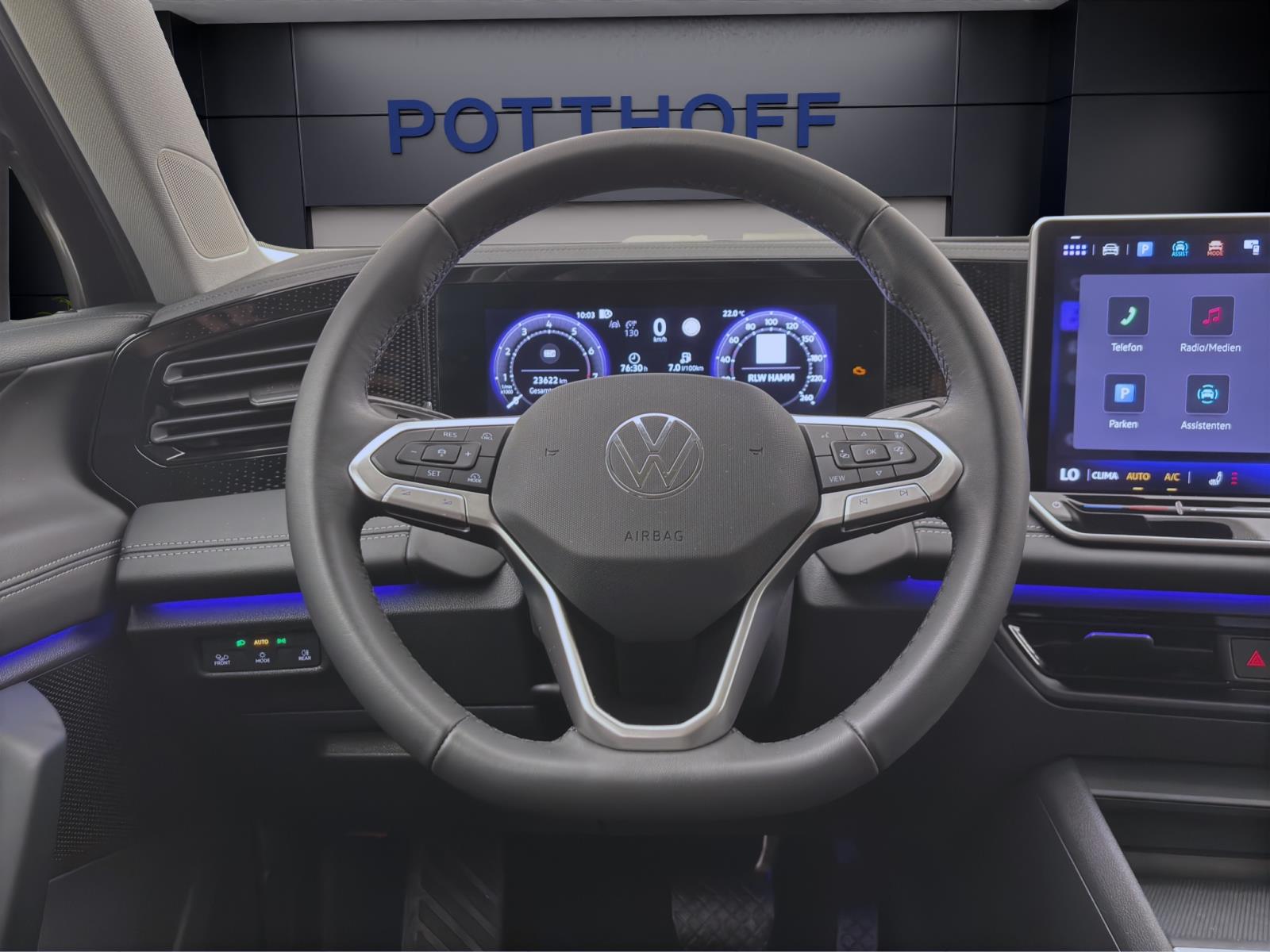 Bild 10: Volkswagen Tiguan 1.5 eTSI DSG LIFE NAVI AHK KAMERA ACC