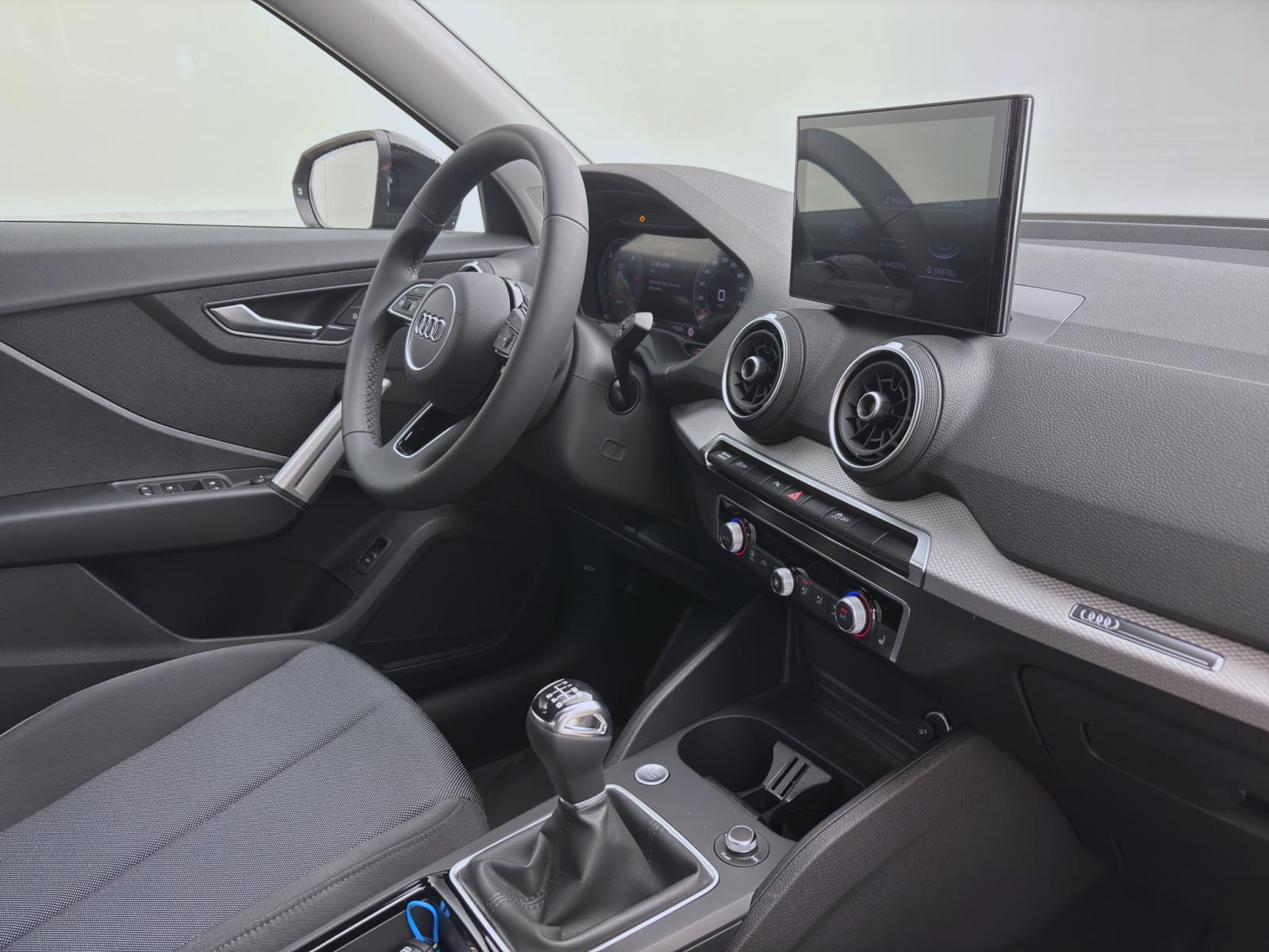 Audi Q2 30 TDI MATRIX KAMERA SITZHZG PDC