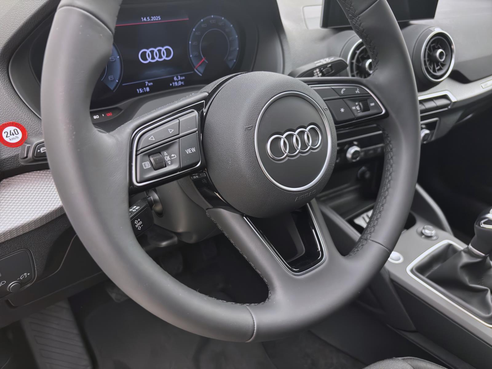 Audi Q2 30 TDI MATRIX KAMERA SITZHZG PDC