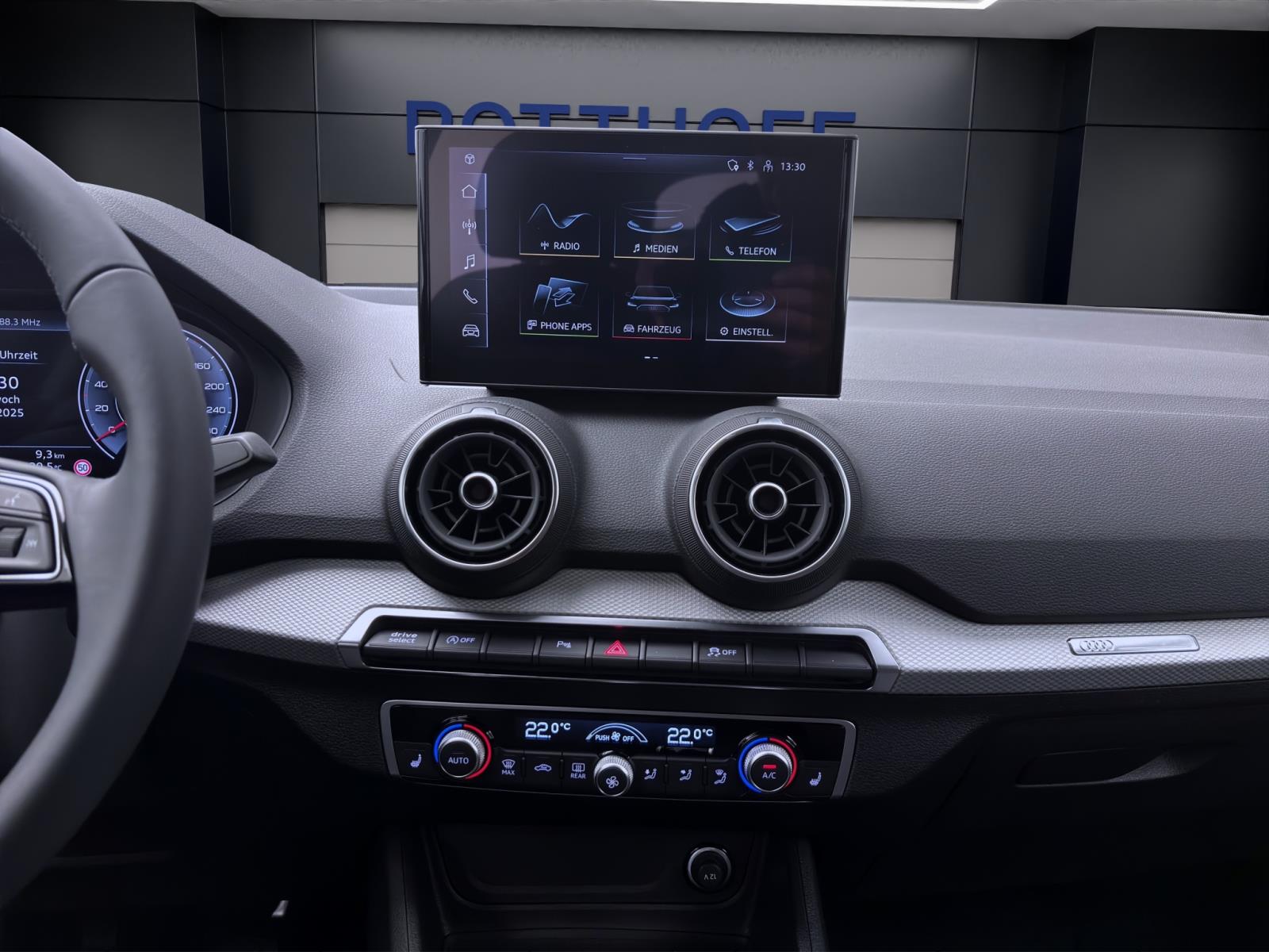 Audi Q2 30 TDI MATRIX PDC KAMERA SITZHZG