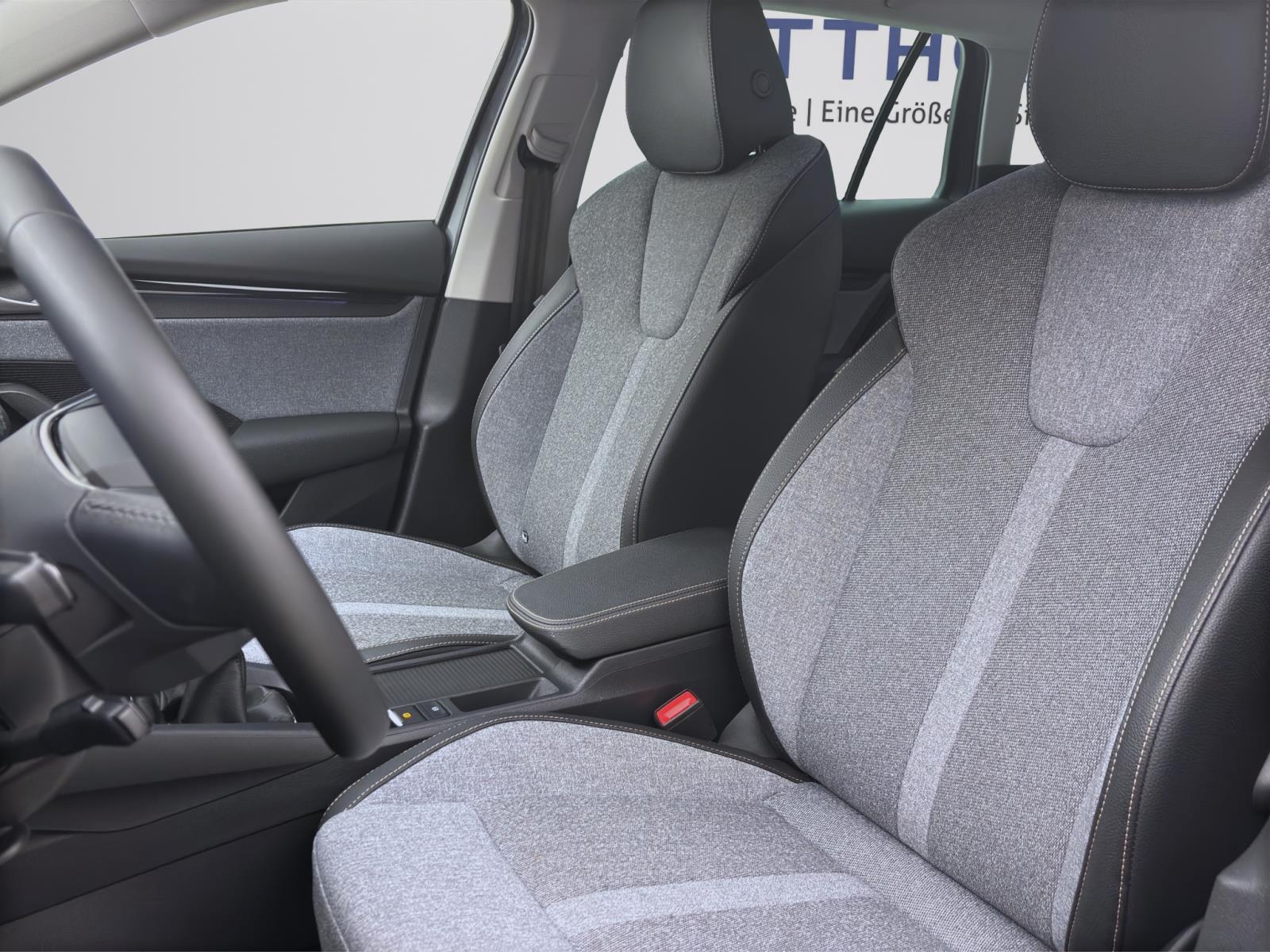 Skoda Octavia Combi 1.5 TSI SELECTION NAVI KLIMA PDC MATRIX