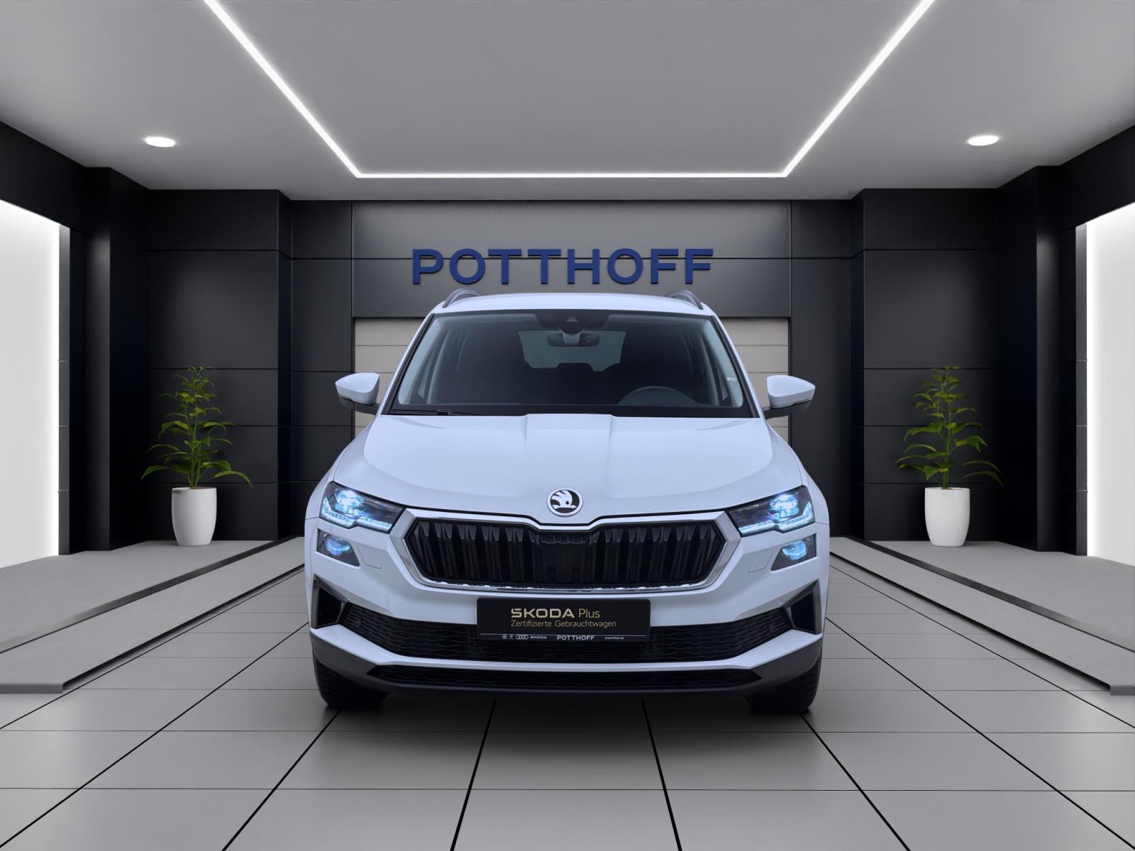 Skoda Karoq 1.5 TSI DSG SELECTION NAVI KAMERA PDC KLIMA