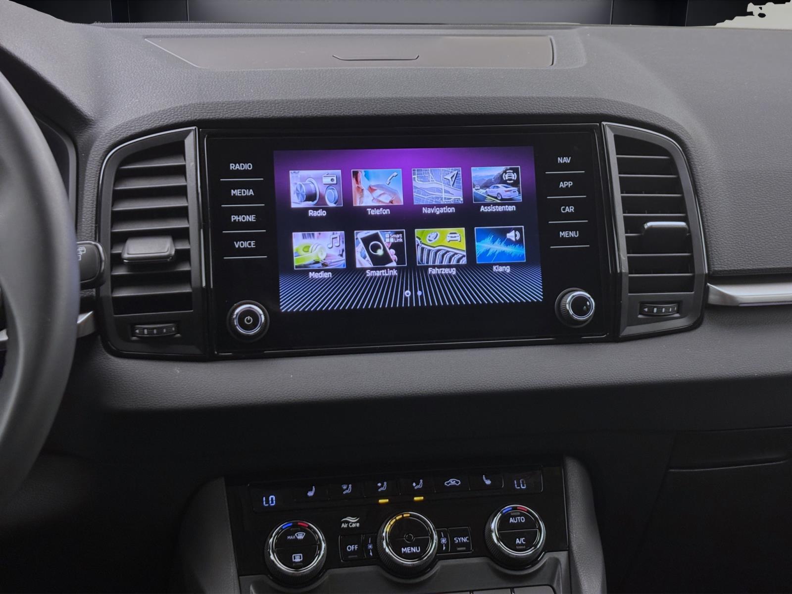 Skoda Karoq 1.5 TSI DSG SELECTION NAVI KAMERA PDC KLIMA