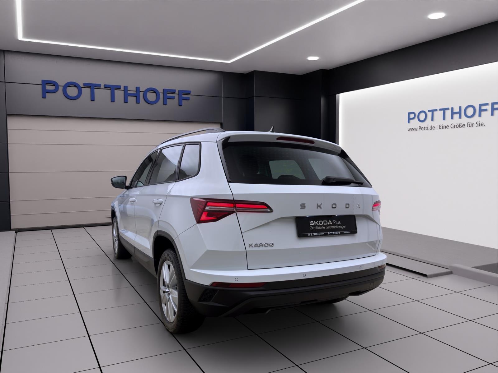 Skoda Karoq 1.5 TSI DSG SELECTION NAVI KAMERA MATRIX SITZHZG
