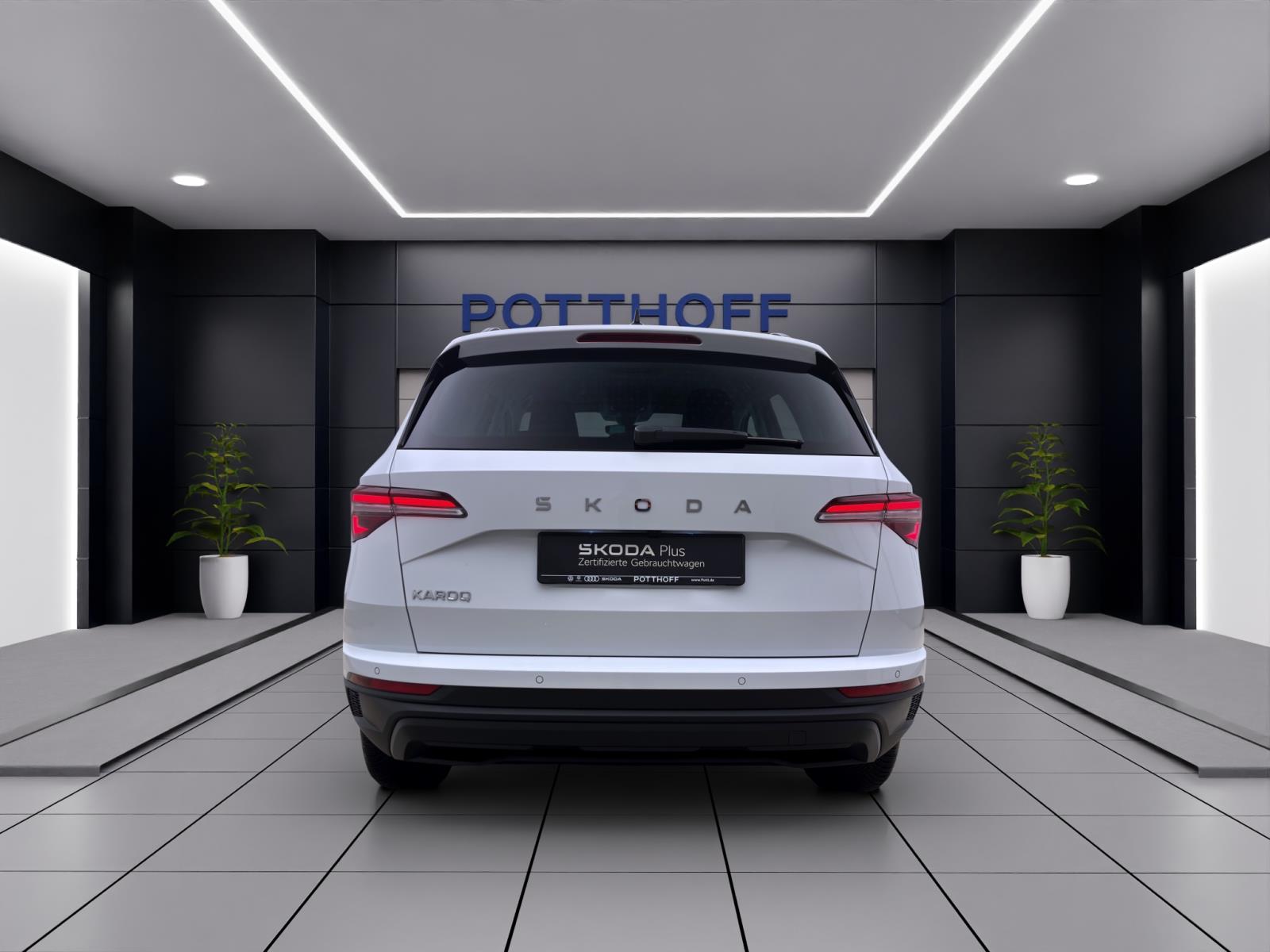 Skoda Karoq 1.5 TSI DSG SELECTION NAVI KAMERA MATRIX SITZHZG