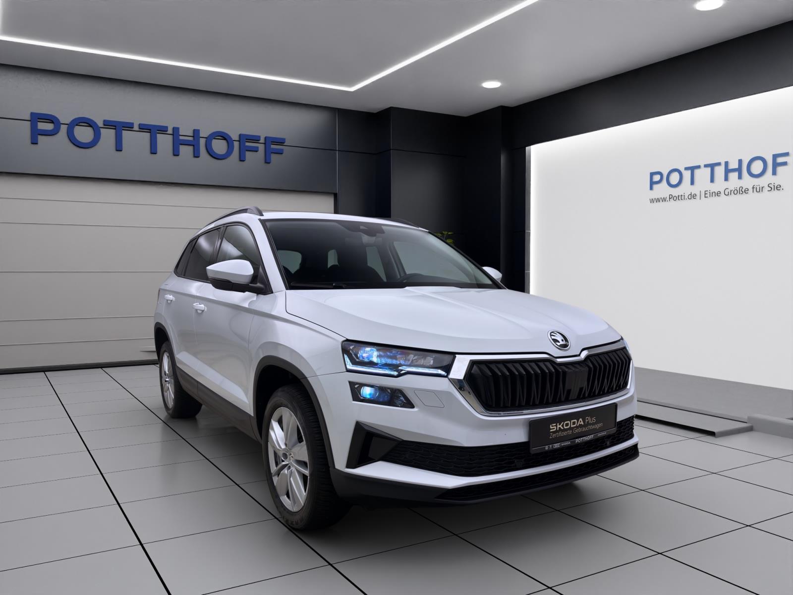 Skoda Karoq 1.5 TSI DSG SELECTION NAVI KAMERA MATRIX SITZHZG