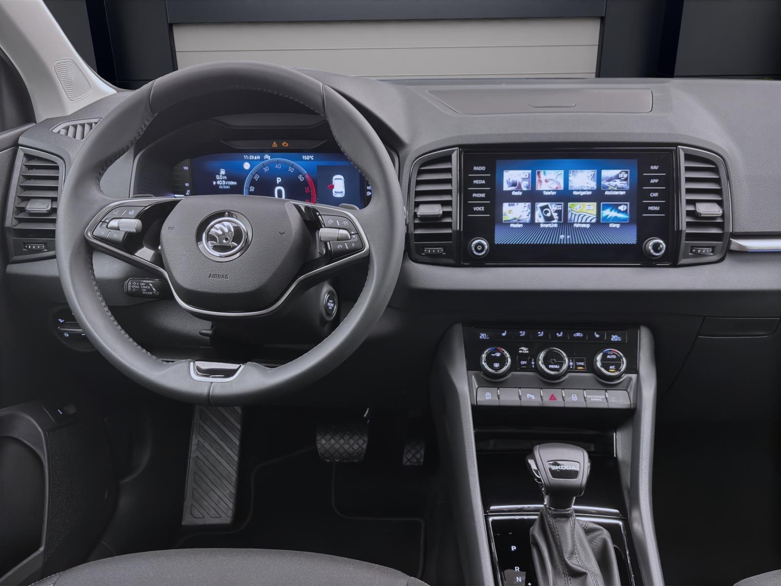 Skoda Karoq 1.5 TSI DSG SELECTION NAVI KAMERA MATRIX SITZHZG