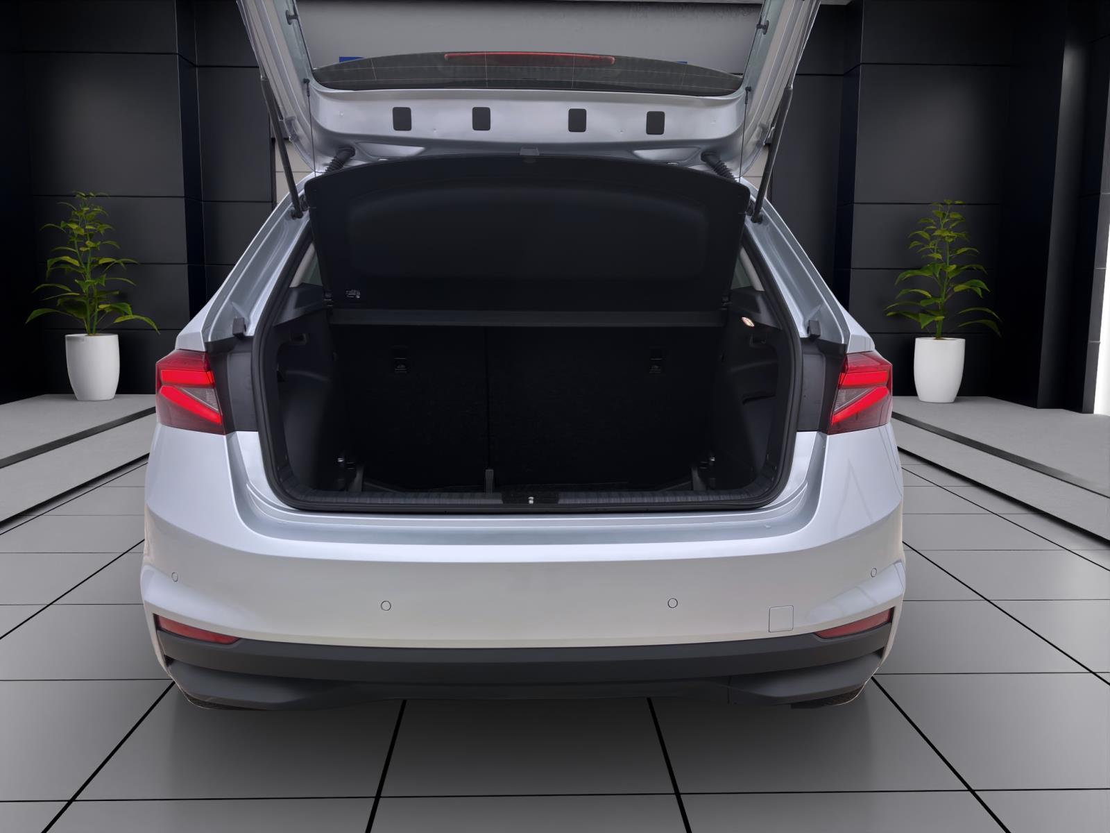 Skoda Fabia 1.0 TSI DSG SELECTION NAVI PANO KLIMA PDC