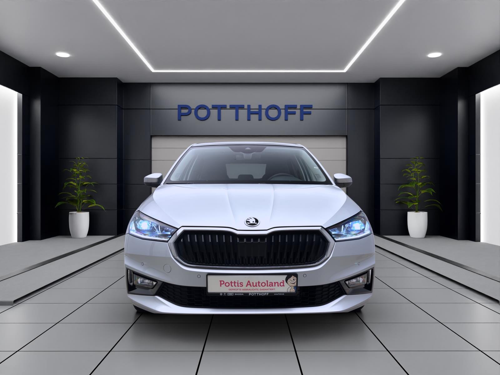 Skoda Fabia 1.0 TSI DSG SELECTION NAVI PANO KLIMA PDC