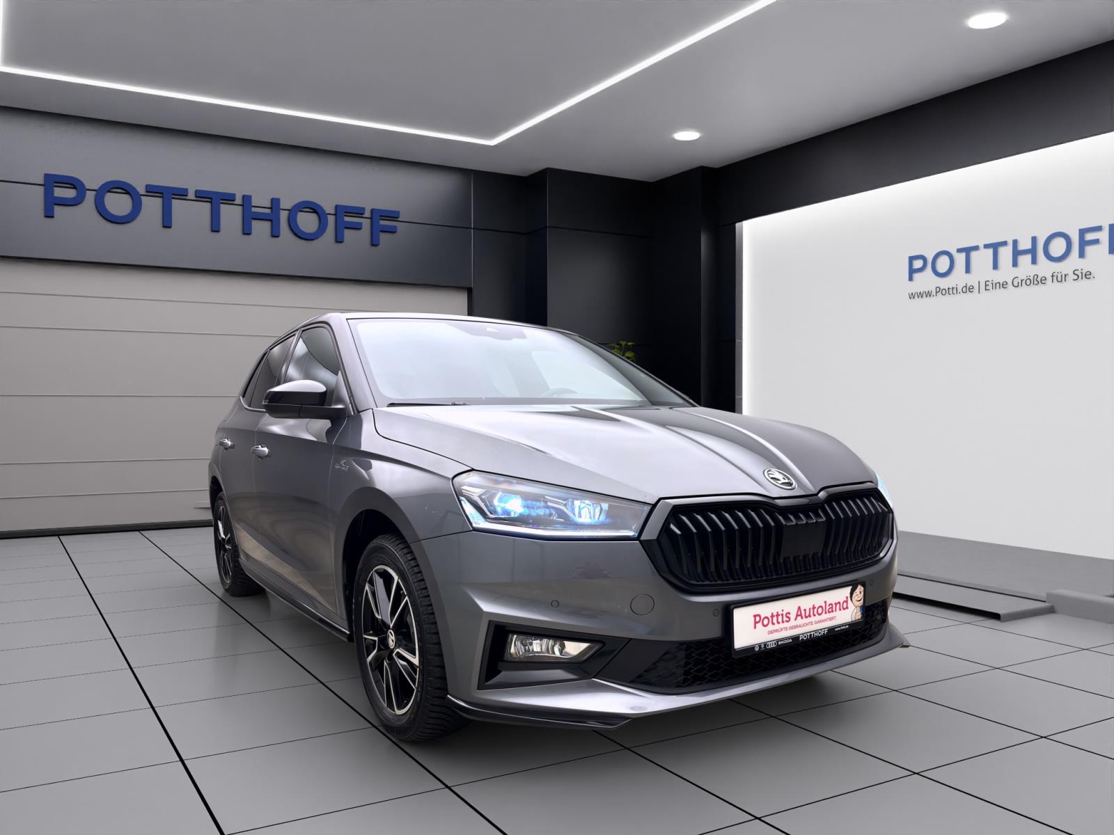 Skoda Fabia 1.0 TSI DSG MONTE CARLO NAVI ACC SITZHZG PDC