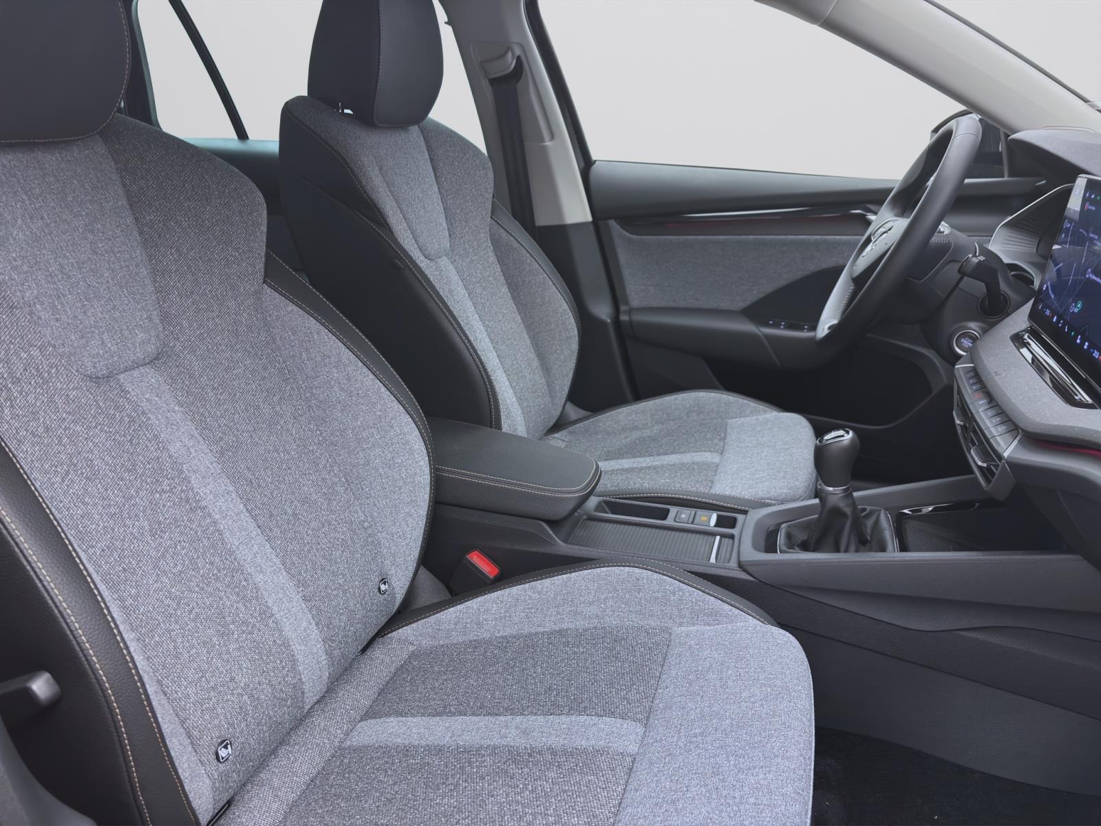 Skoda Octavia Combi 1.5 TSI SELECTION NAVI PDC SITZHZG ACC
