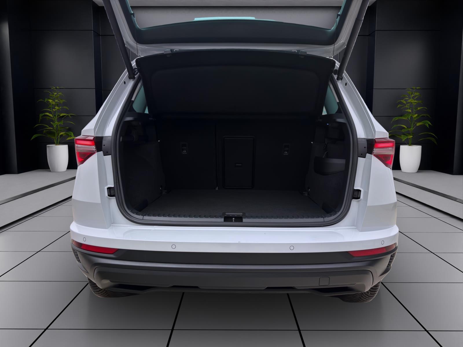 Bild 3: Skoda Karoq 1.5 TSI DSG SELECTION NAVI PDC KAMERA ACC