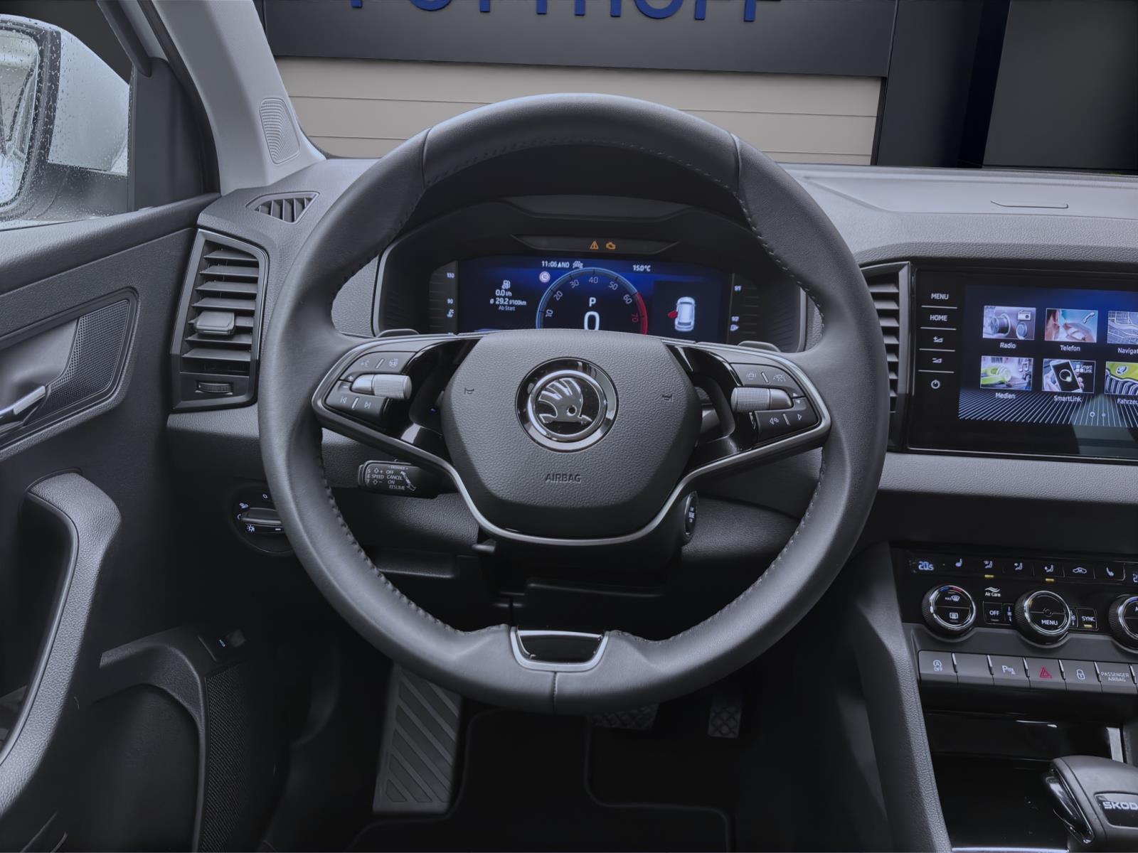 Bild 10: Skoda Karoq 1.5 TSI DSG SELECTION NAVI PDC KAMERA ACC