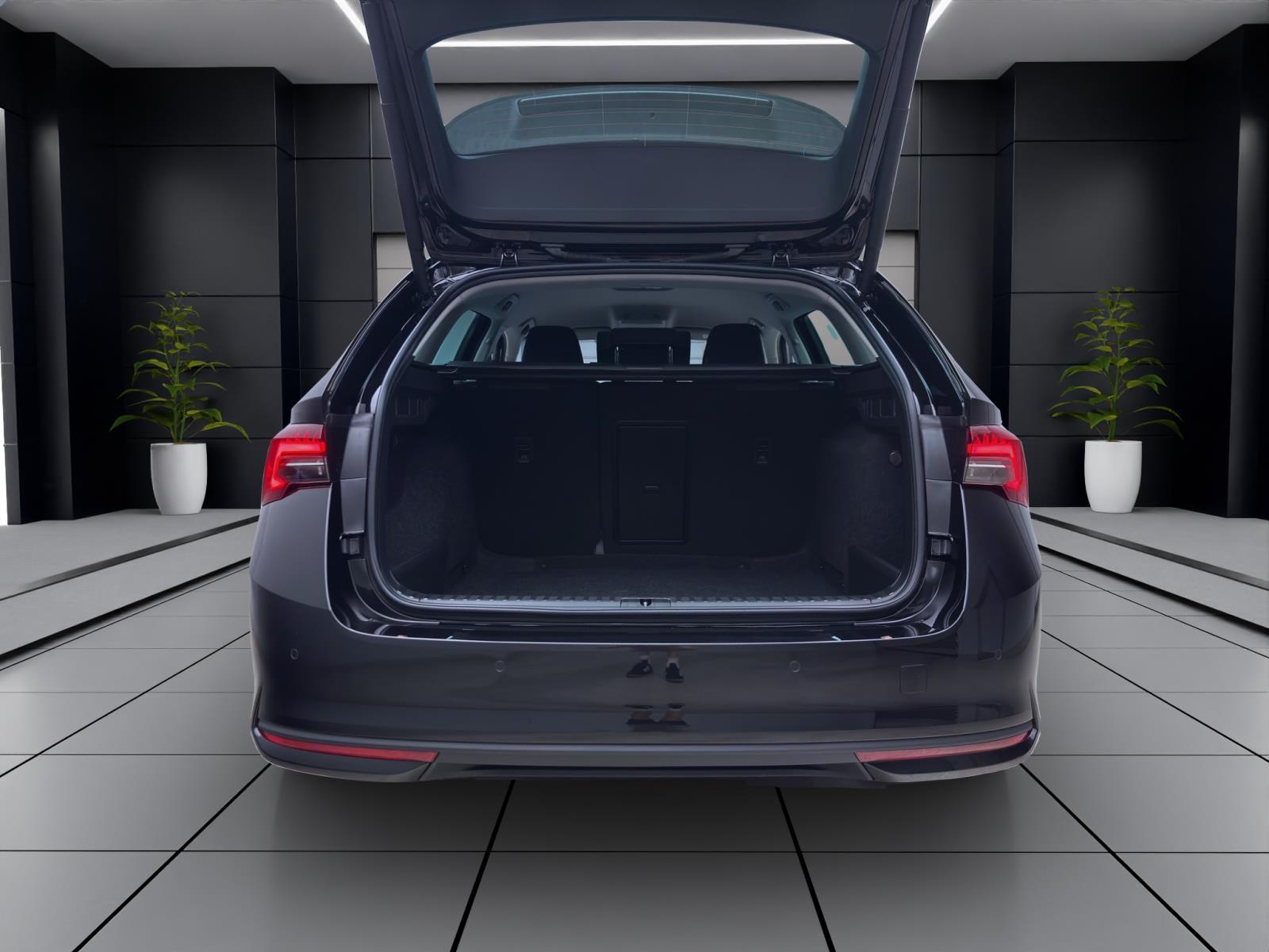 Skoda Octavia Combi 1.5 TSI e-TEC DSG SELECTION NAVI LED SITZHZG PDC