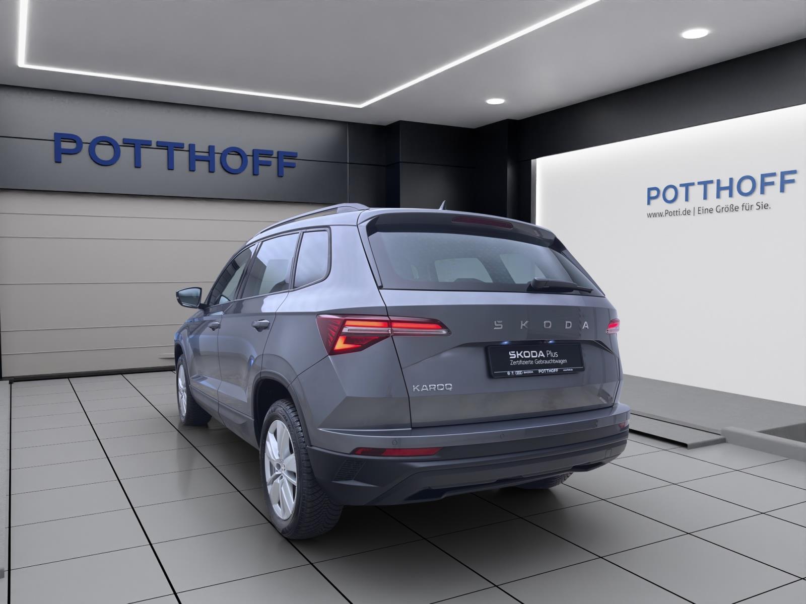 Skoda Karoq 1.5 TSI DSG SELECTION NAVI KAMERA MATRIX SITZHZG
